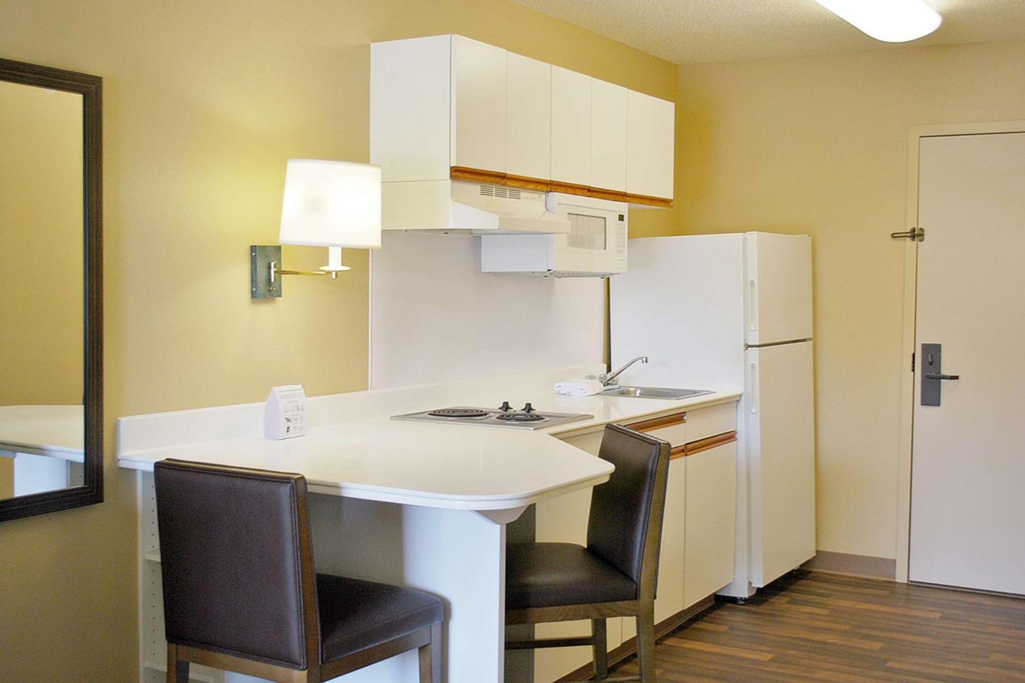 Extended Stay America Suites - Atlanta - Marietta - Powers Ferry Rd Sandy Springs Exteriér fotografie