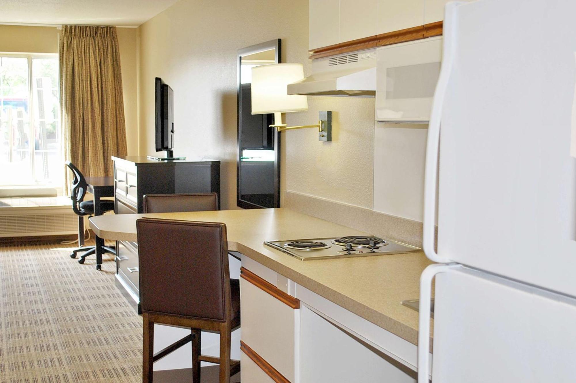 Extended Stay America Suites - Atlanta - Marietta - Powers Ferry Rd Sandy Springs Exteriér fotografie