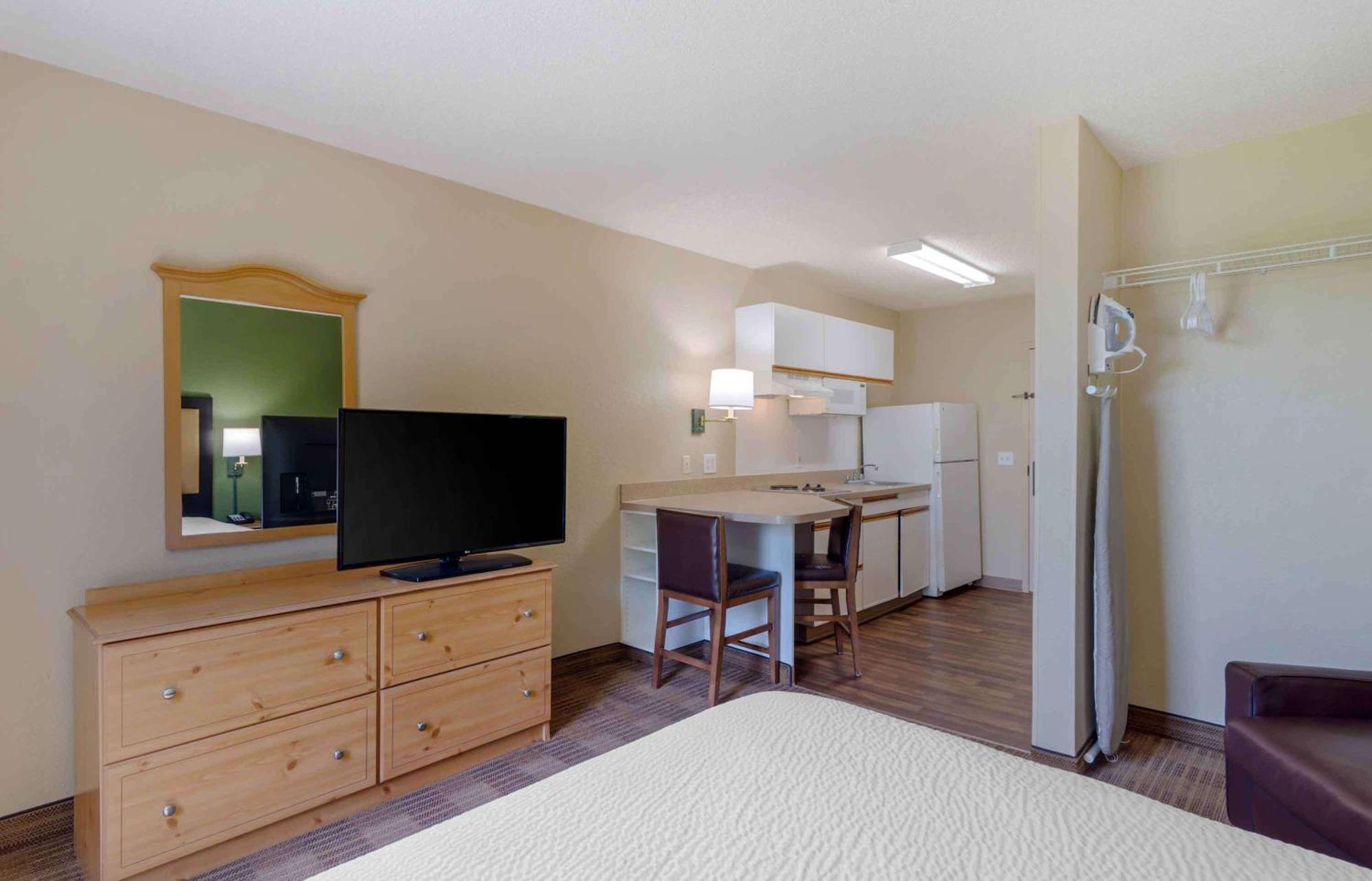 Extended Stay America Suites - Atlanta - Marietta - Powers Ferry Rd Sandy Springs Exteriér fotografie